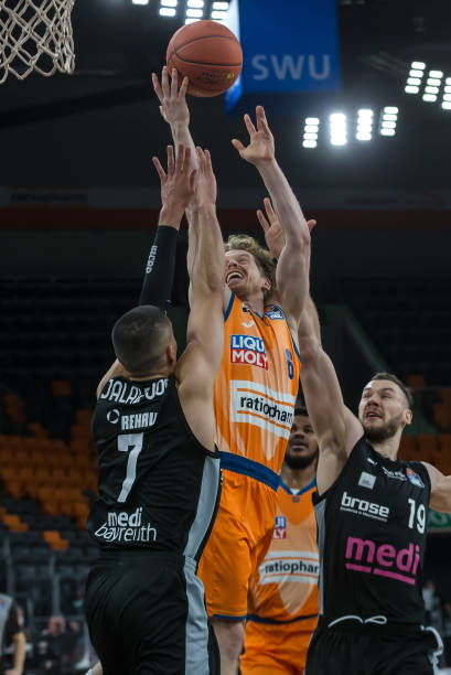 也显示了那 也显示了那